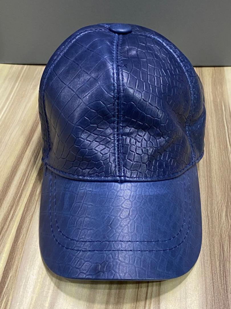 Casquette Baseball Luxe Faux Cuir Bleu Marine Effet Croco