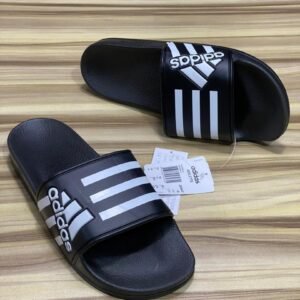 Adidas Adilette Claquettes Originales Noires et Blanches